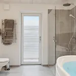5 Bedroom In Hadsund