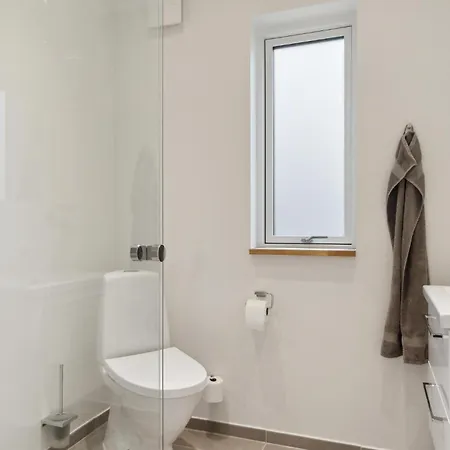 בית נופש 5 Bedroom In