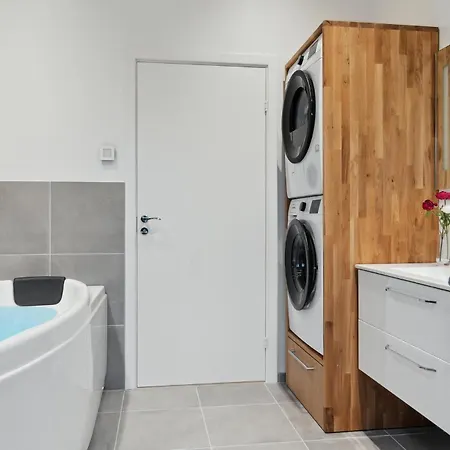 5 Bedroom In * Hadsund