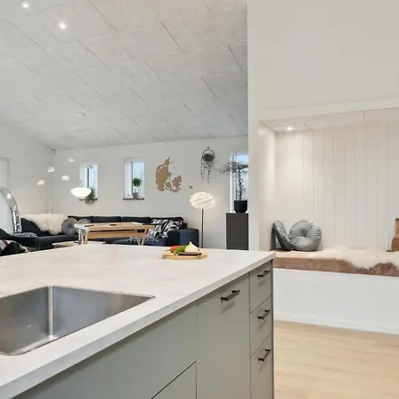 Prázdninový dům 5 Bedroom In