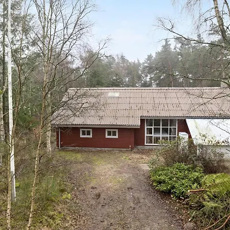 5 Bedroom In *