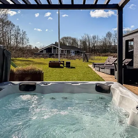 5 Bedroom In Ferienhaus Hadsund
