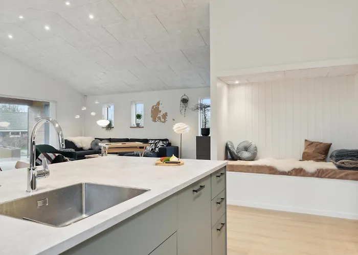 Dom wakacyjny 5 Bedroom In